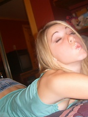 sweet girl with nice tits assorted pix