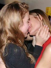 Awesome ex girlfriends giving a head